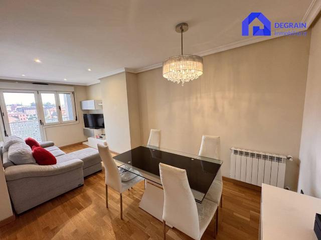 Piso en venta en Centro, Oviedo