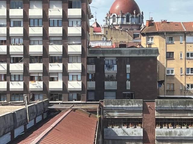 Piso en venta en Centro, Oviedo