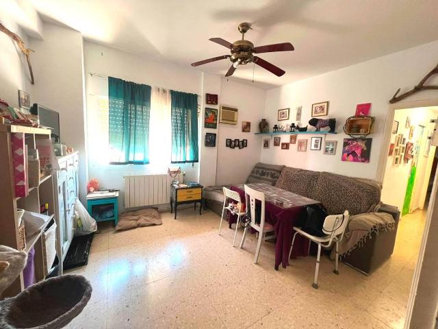 Piso en venta en Utrera, Andalucía