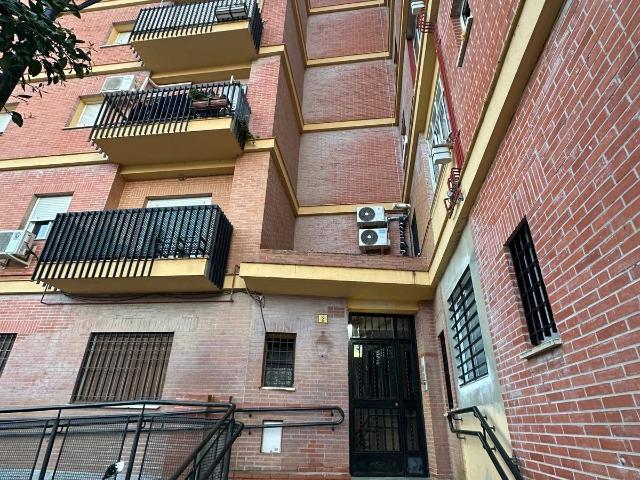 Piso en venta en Utrera, Barriada Los Salesianos