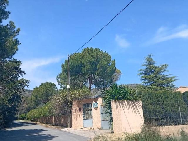 Piso en venta en Cecilia Bartolomé (Mujeres Libres), l'Alt Vinalopó / El Alto Vinalopó