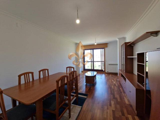 Piso en venta en Salvaterra De Miño, Os Feás