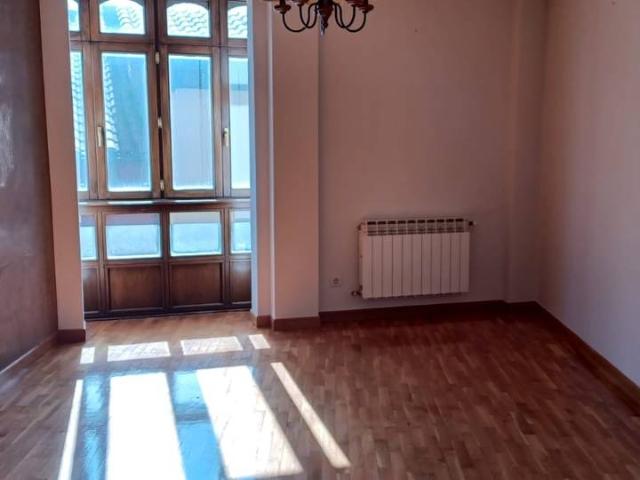 Piso en venta en Agurain / Salvatierra, Araba / Álava