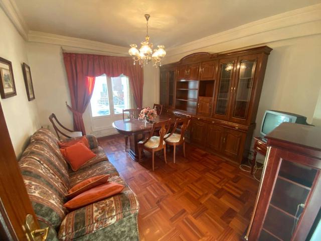 Piso en venta en Burgos, Castilla y León