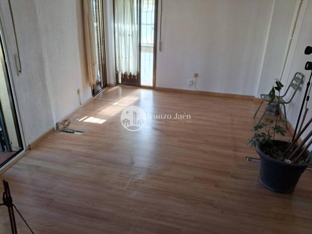 Piso en venta en San Bartolomé, Jaén