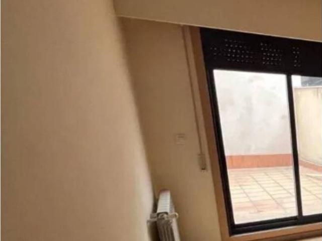 Piso en venta en San Cibrao das Viñas, Ourense