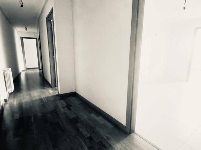 Piso en venta en San Cibrao das Viñas, San Cibrao Das Viñas