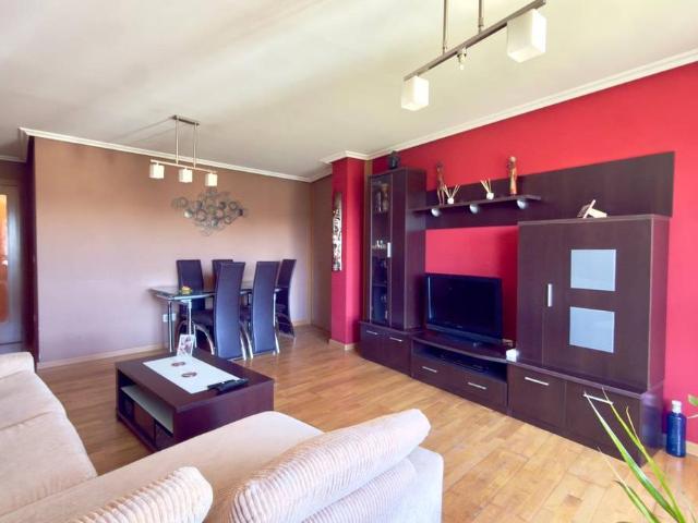 Piso en venta en San Cibrao das Viñas, Ourense