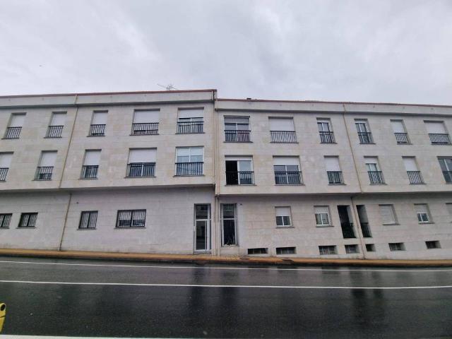 Piso en venta en San Cibrao Das Viñas
