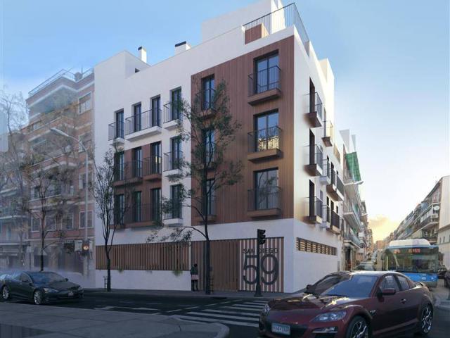 Piso en venta en Cortes, Madrid
