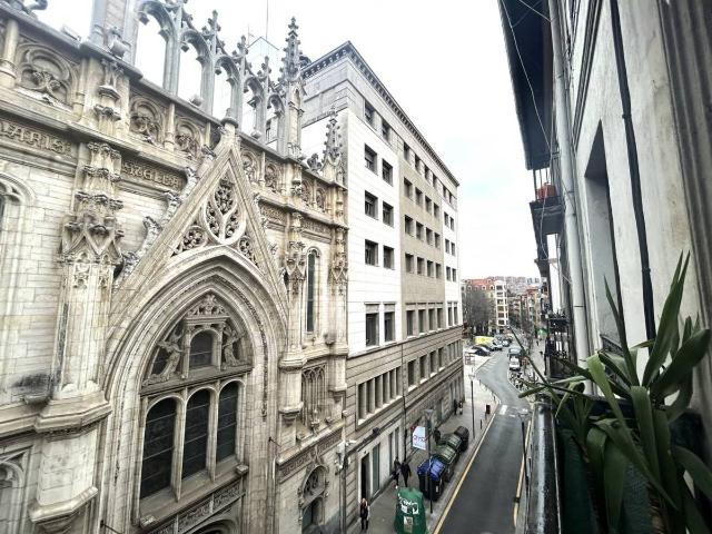 Piso en venta en Bilbao, Casco Viejo