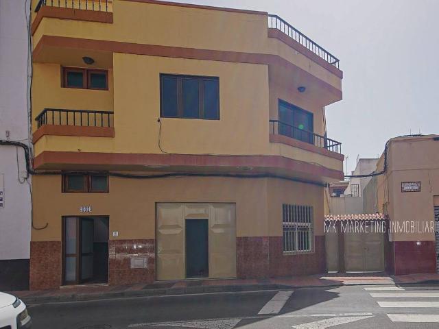 Piso en venta en San José de las Longueras, Telde
