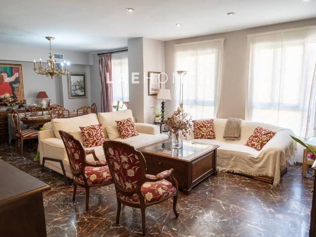 Piso en venta en San Bartolomé, Jaén