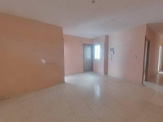 Piso en venta en San Bartolomé, Jaén