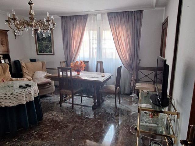 Piso en venta en San Bartolomé, Jaén