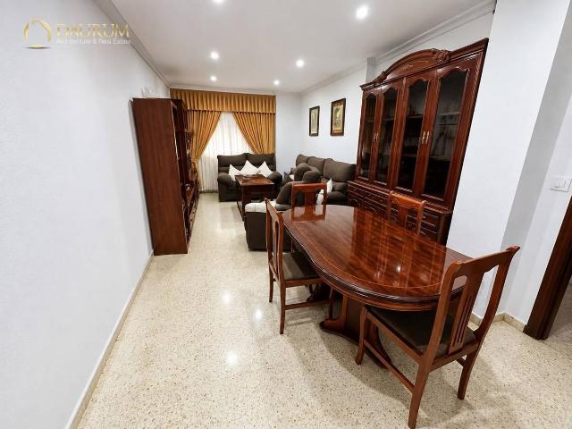 Piso en venta en La Rinconada, Andalucía