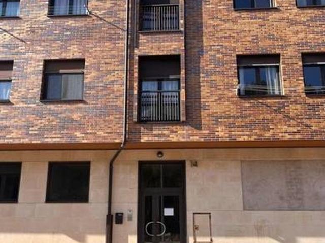 Piso en venta en San Leonardo De Yagüe, Castilla y León