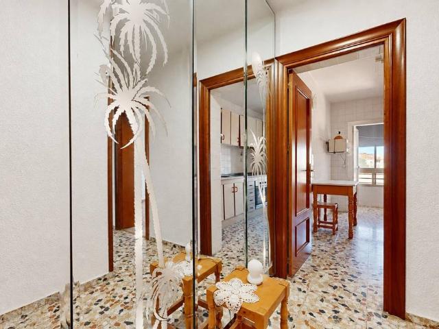 Piso en venta en Almedina, Almería