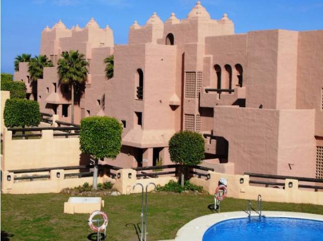 Piso en venta en Castillo de la Duquesa, Costa del Sol Occidental