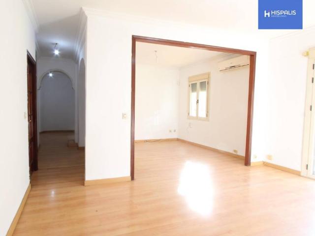 Piso en venta en Casco Antiguo, Sevilla