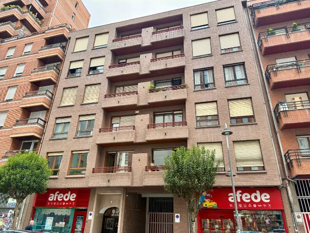 Piso en venta en Bilbao, Casco Viejo