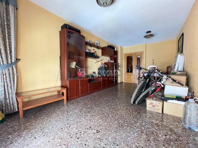 Piso en venta en Xirivella, Barri del Mont de Pietat
