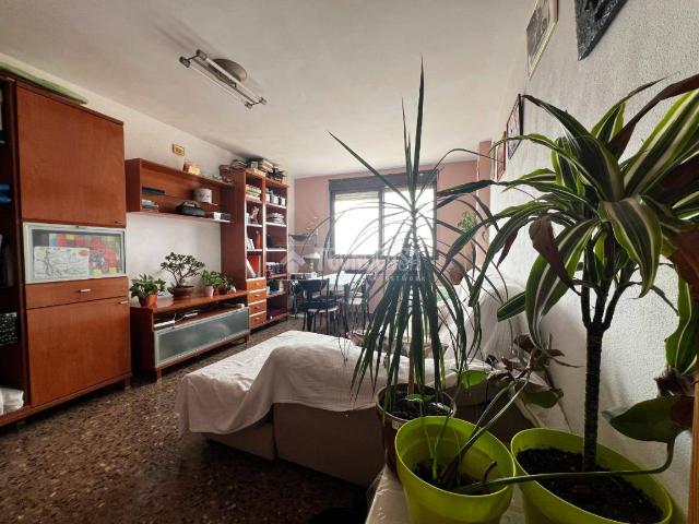 Piso en venta en Xirivella, Barri del Mont de Pietat
