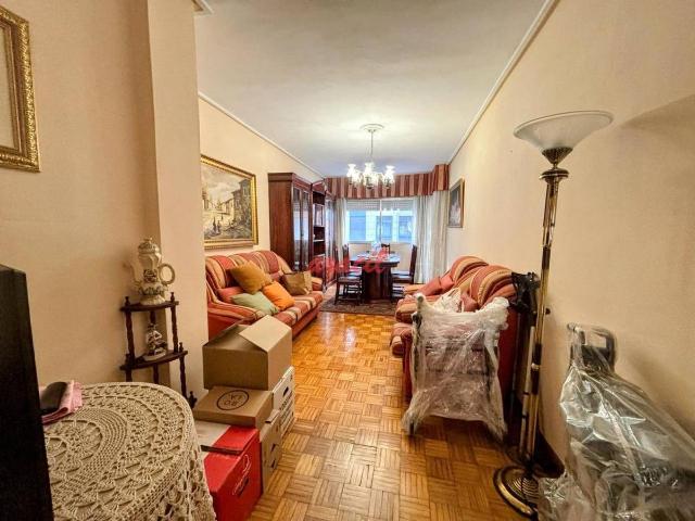 Piso en venta en Ourense, Casco Vello