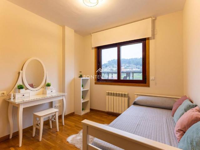 Piso en venta en Poio, Pontevedra
