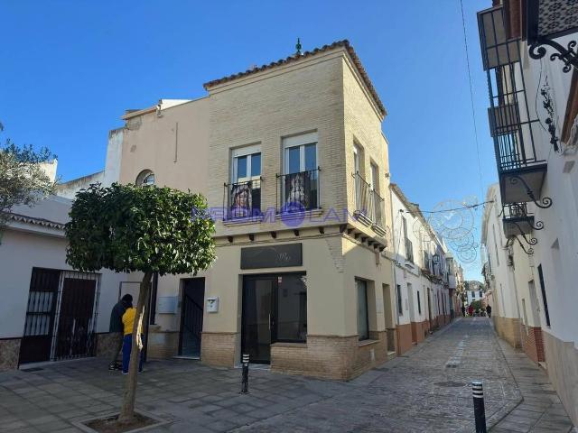 Piso en venta en Sanlúcar La Mayor, Andalucía
