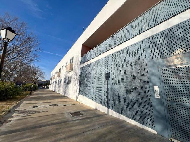 Piso en venta en Sanlúcar La Mayor, Torrequesada-Camino de Umbrete