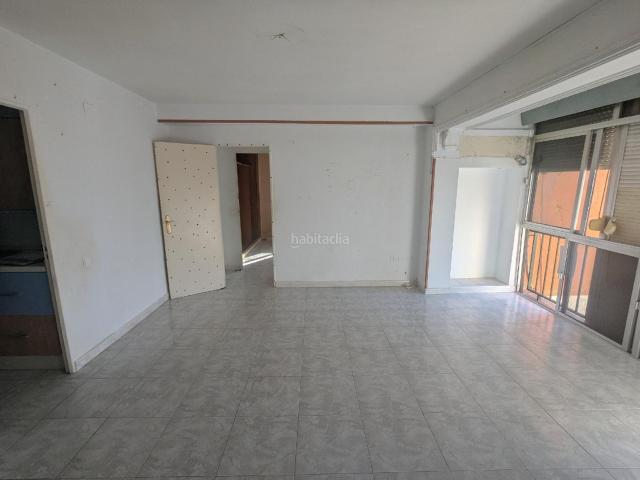 Piso en venta en Sanlúcar La Mayor, Andalucía