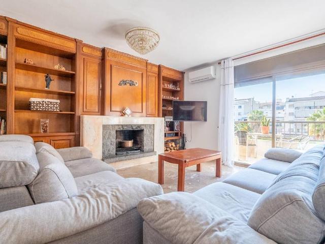 Piso en venta en Vilanova I La Geltrú, Centrevila