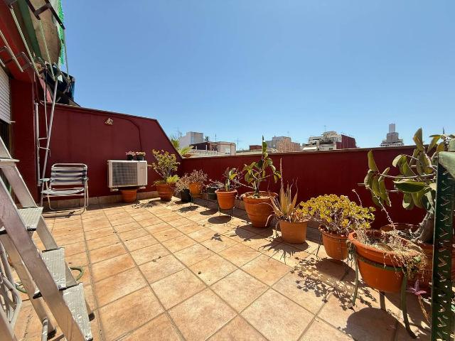 Piso en venta en L'hospitalet De Llobregat, Centre