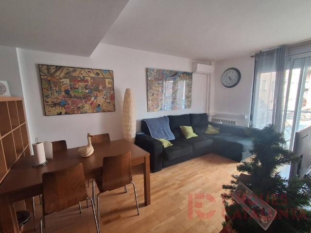Piso en venta en Barri Vell, Gironès