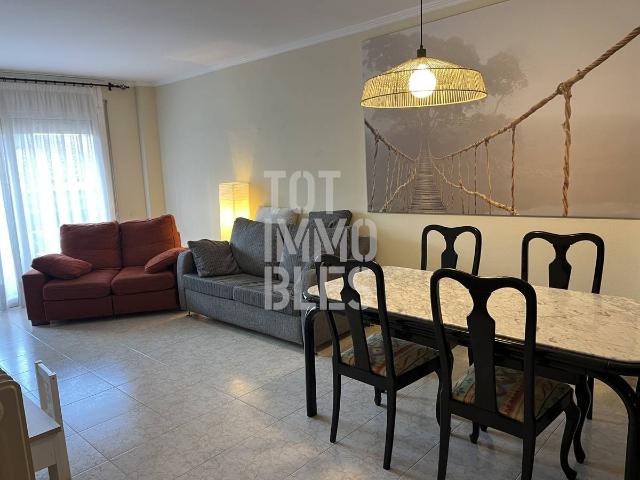 Piso en venta en Barri Vell, Gironès