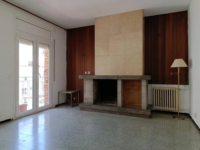 Piso en venta en Barri Vell, Gironès
