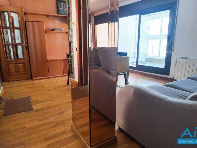 Piso en venta en Cerdanyola Del Vallès, Sant Martí