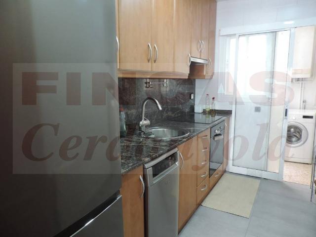 Piso en venta en Cerdanyola Del Vallès, Sant Martí