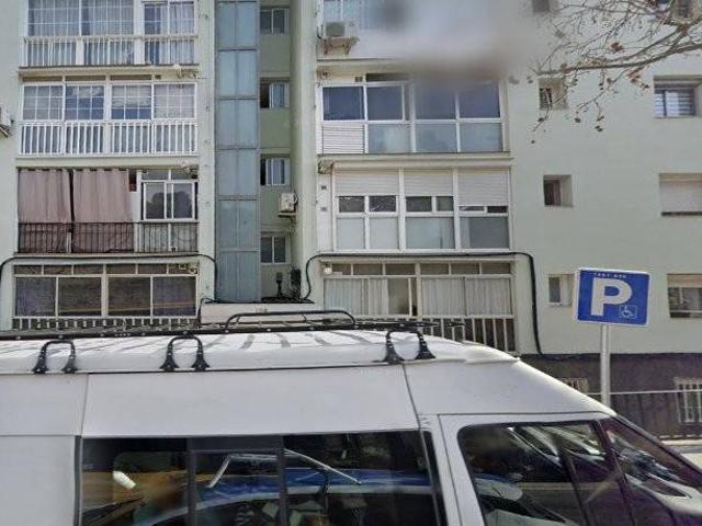 Piso en venta en Santa Coloma De Gramenet, Les Oliveres