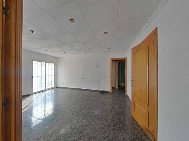 Piso en venta en Santa Coloma De Gramenet, Raval