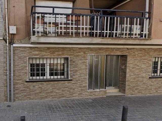 Piso en venta en Santa Coloma De Gramenet, Fondo
