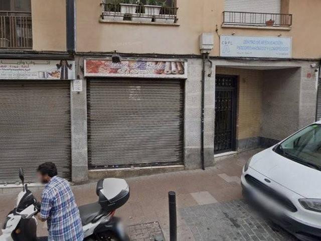 Piso en venta en Santa Coloma De Gramenet, Fondo