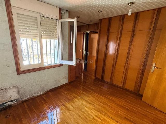 Piso en venta en Fondo, Barcelonès
