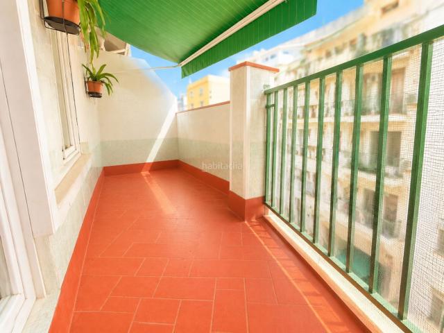 Piso en venta en Fondo, Barcelonès
