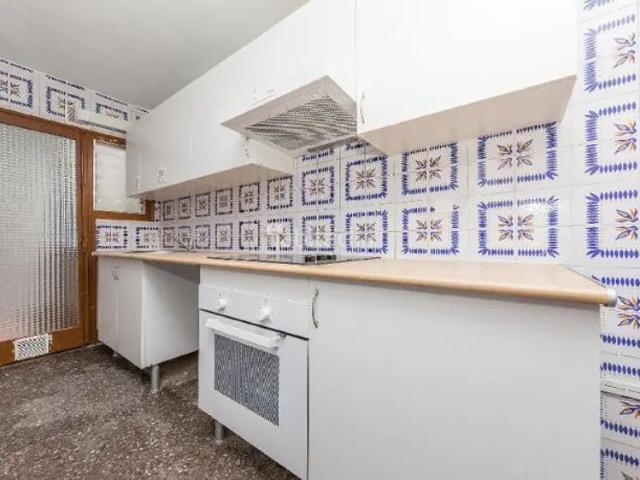 Piso en venta en Fondo, Barcelonès