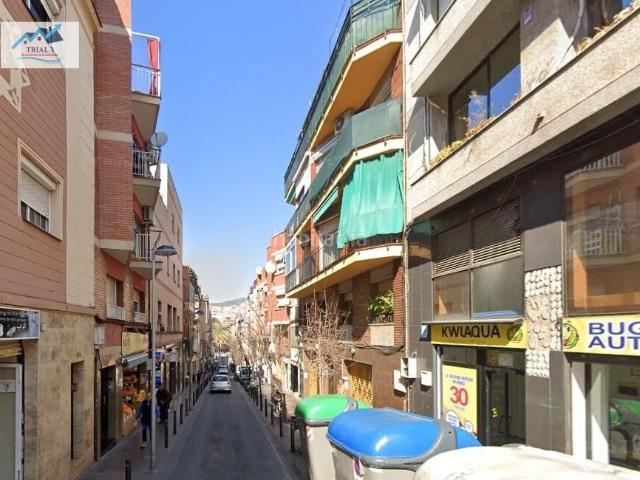 Piso en venta en Fondo, Barcelonès