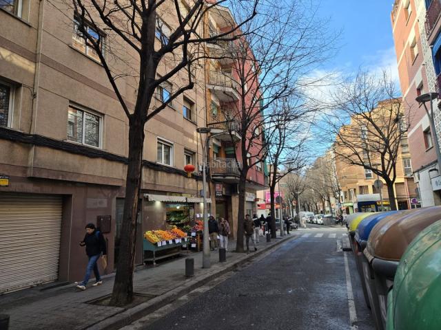 Piso en venta en Can Mariner, Barcelonès