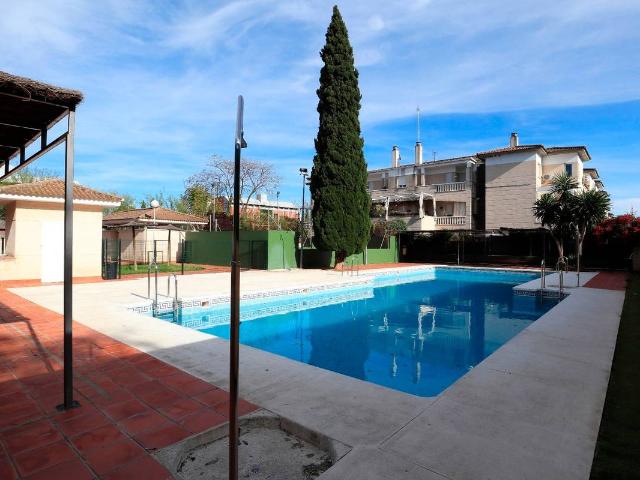 Piso en venta en Tomares, Andalucía