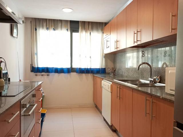 Piso en venta en Barri Vell, Gironès